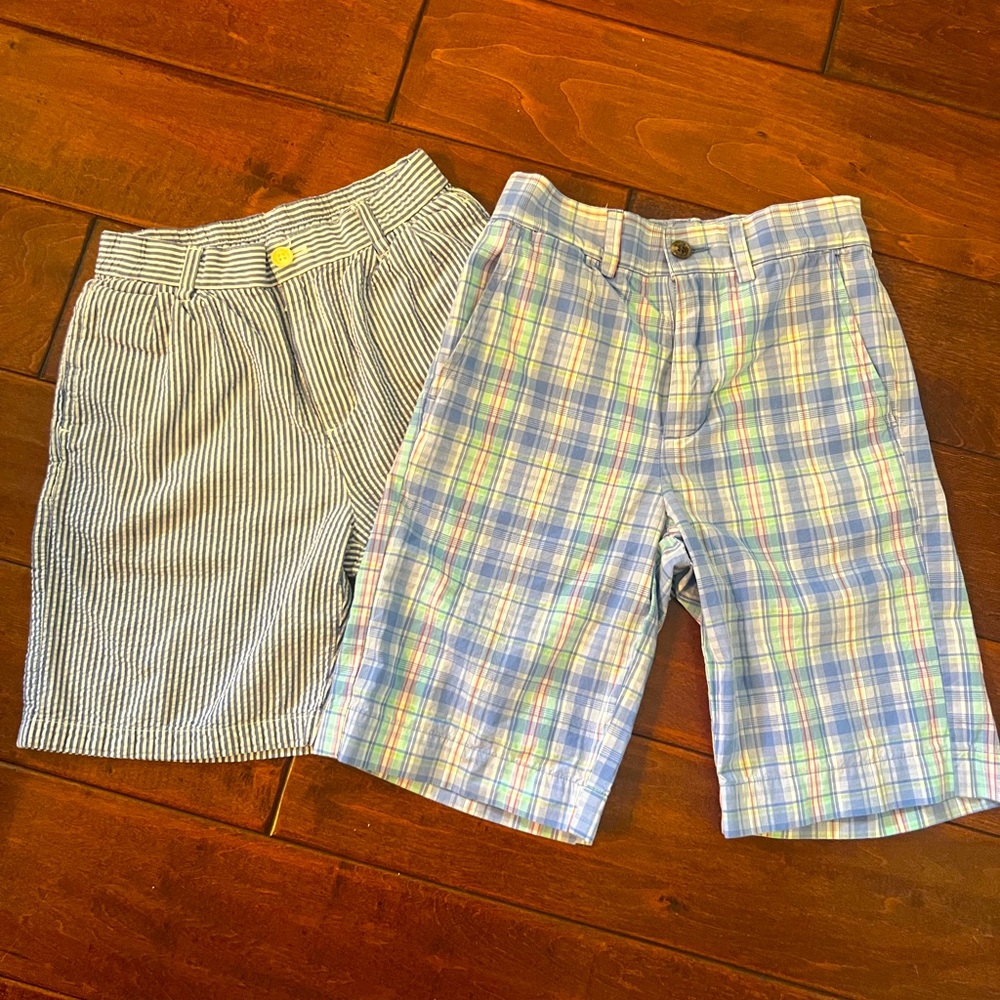 2 pairs of boys shorts. Size 6 & 7